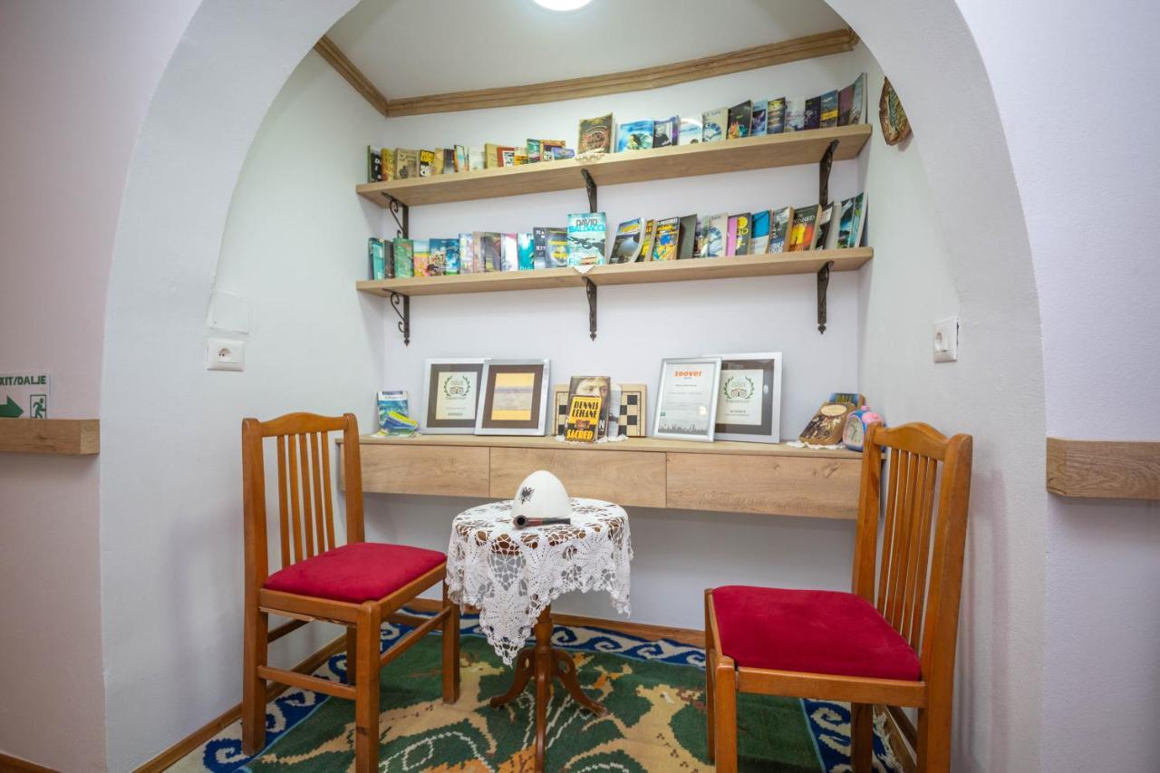 Bed And Breakfast Kotoni Gjirokastër Екстериор снимка