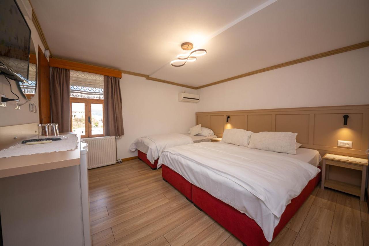 Bed And Breakfast Kotoni Gjirokastër Екстериор снимка