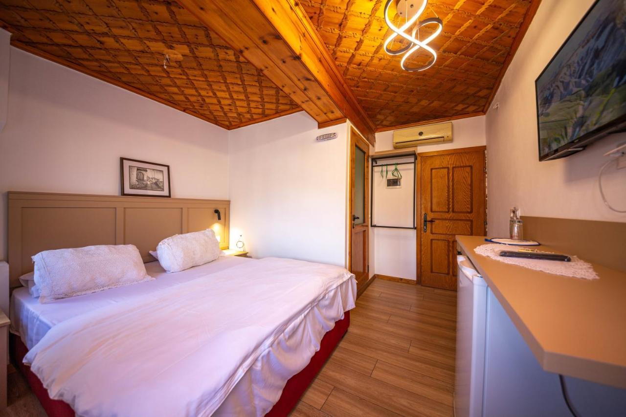 Bed And Breakfast Kotoni Gjirokastër Екстериор снимка