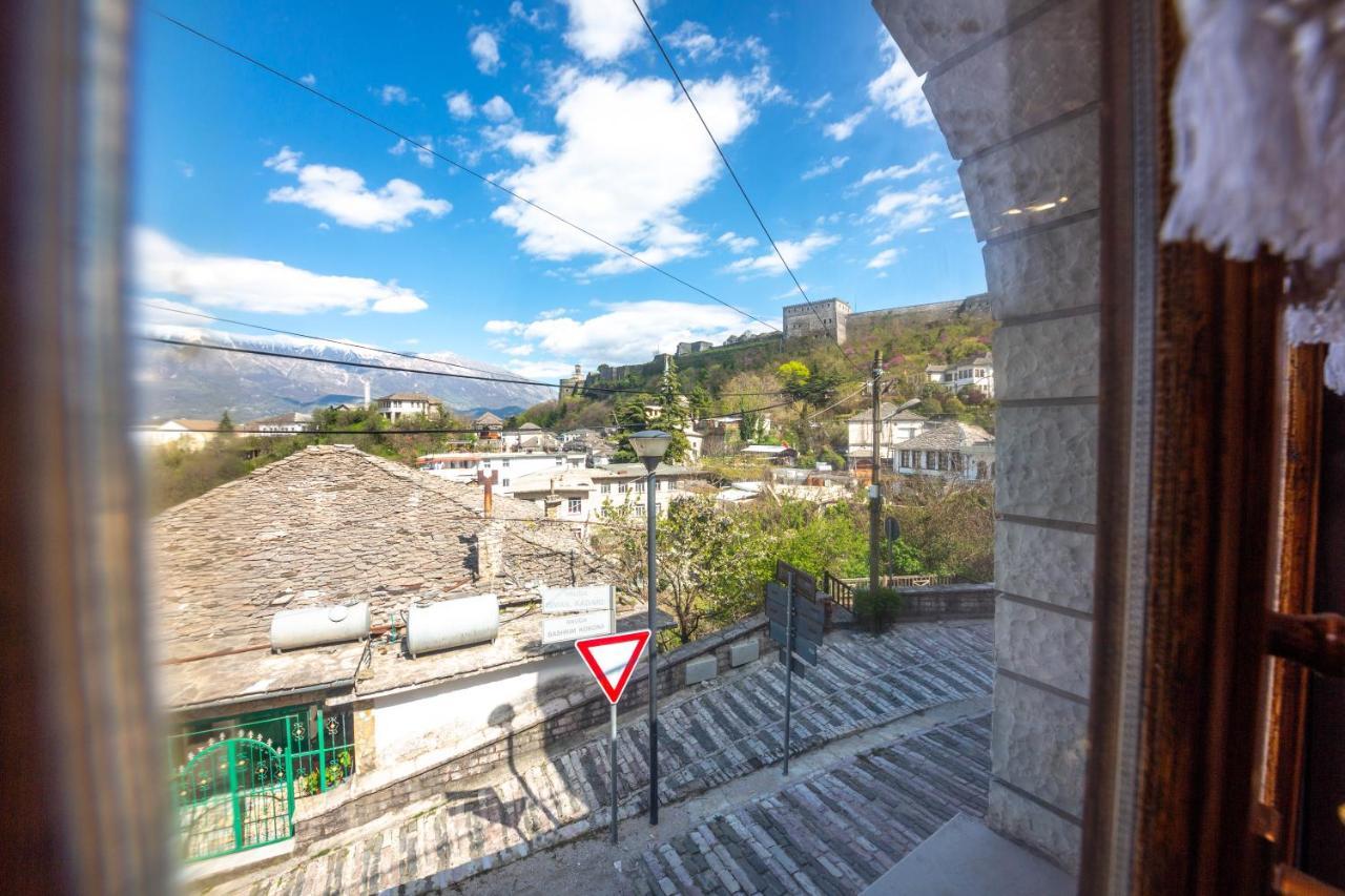 Bed And Breakfast Kotoni Gjirokastër Екстериор снимка